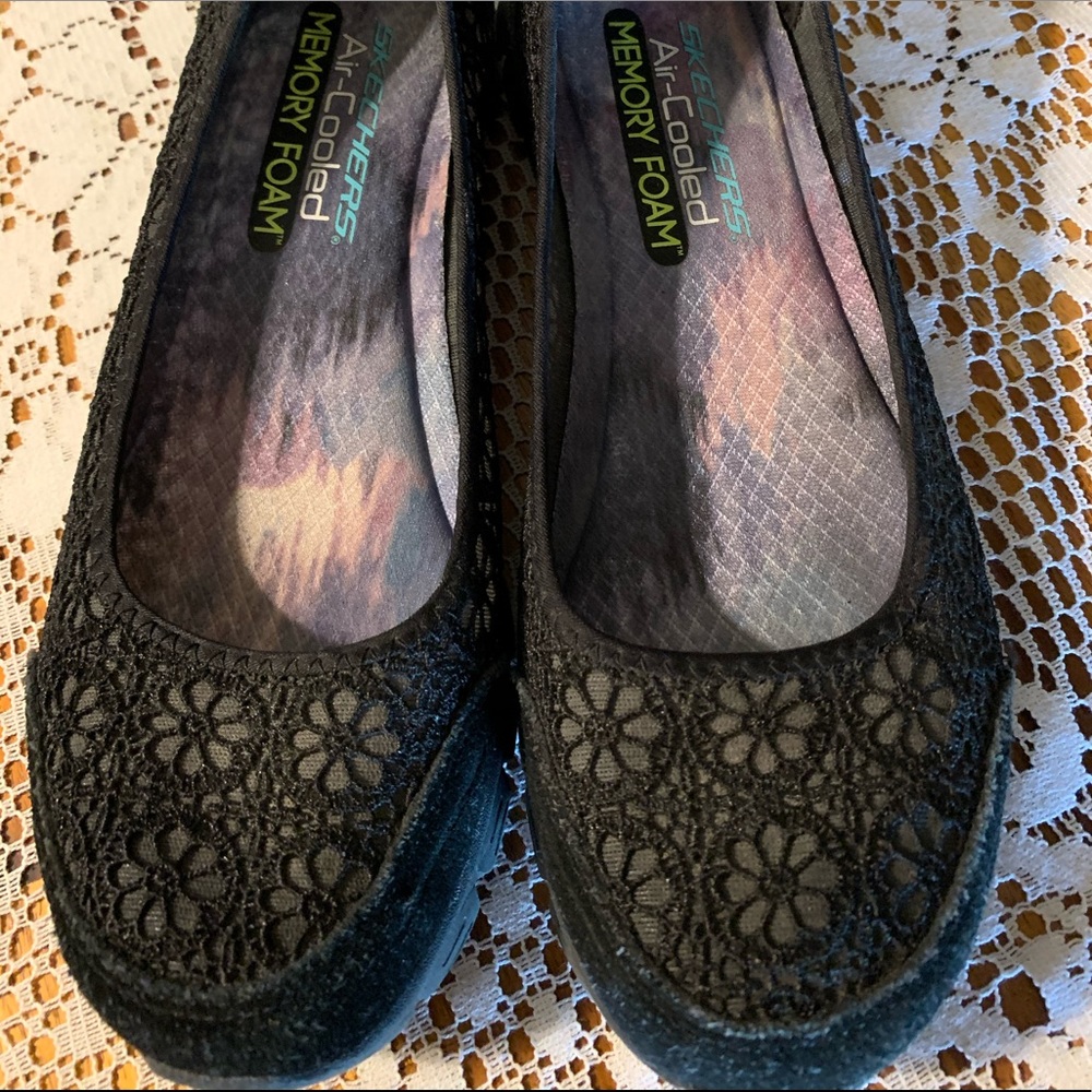 Skechers Air-cooled Memory Foam Size 7
